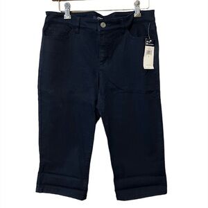 NWT! Chaps Navy Capri